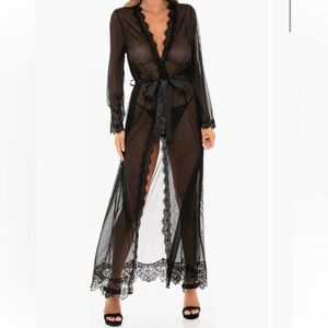 Chic Sheer Black Lace Robe